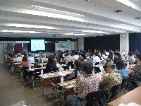 ・京都府流域下水道事務所の方から「私たちのくらしと水循環」「いろは呑龍トンネルの概要」についての説明を受けました。